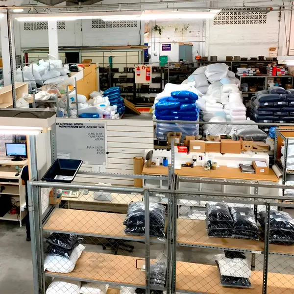 Fábrica Fermaplast — foto 10