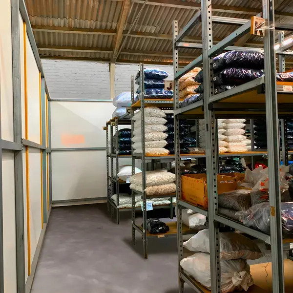 Fábrica Fermaplast — foto 11